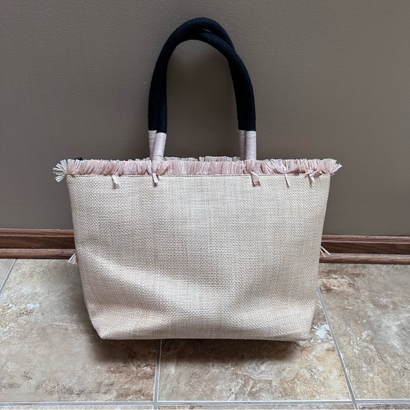 Stella & Dot Antibes Embroidered Palm Tote EUC - Picture 2 of 16